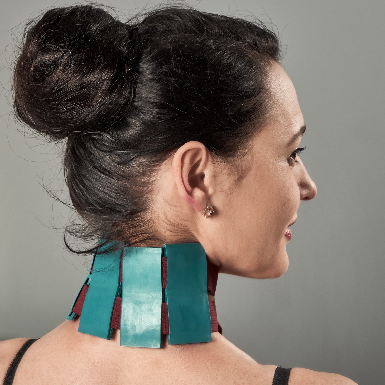 Lyapko neck and shoulder massage belt and other acupressure devices online